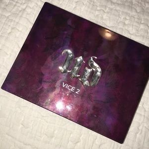 Urban decay vice 2 eyeshadow palette